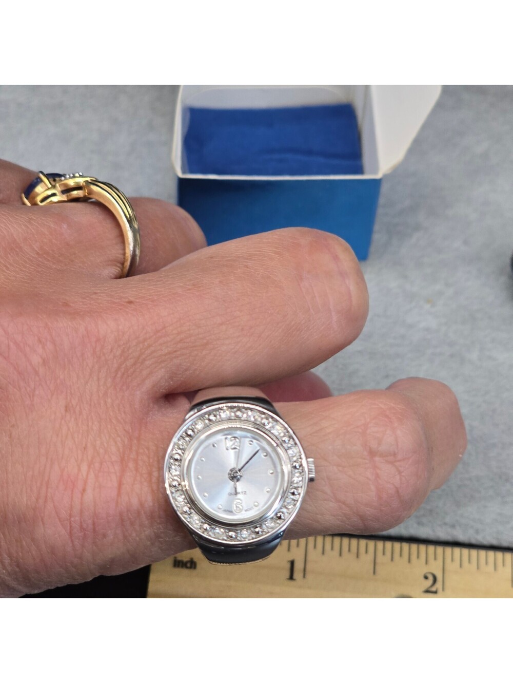 Vintage 2005 Avon Birthstone Sparkling Ring Watch April NIB New Needs Battery